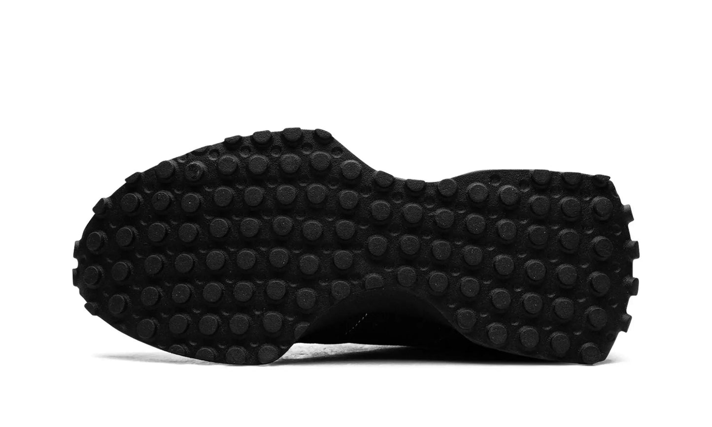 New Balance
327
"Triple Black"