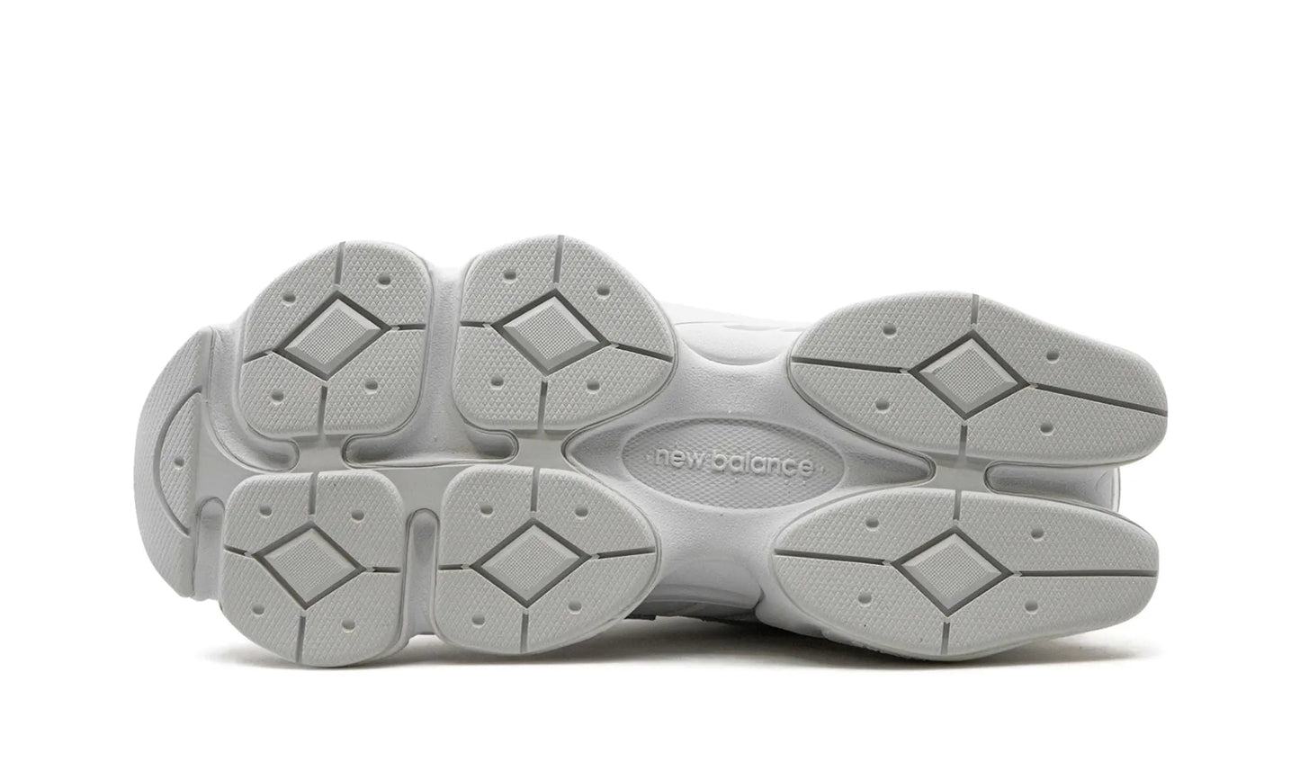 New Balance
9060
"TRIPLE WHITE"