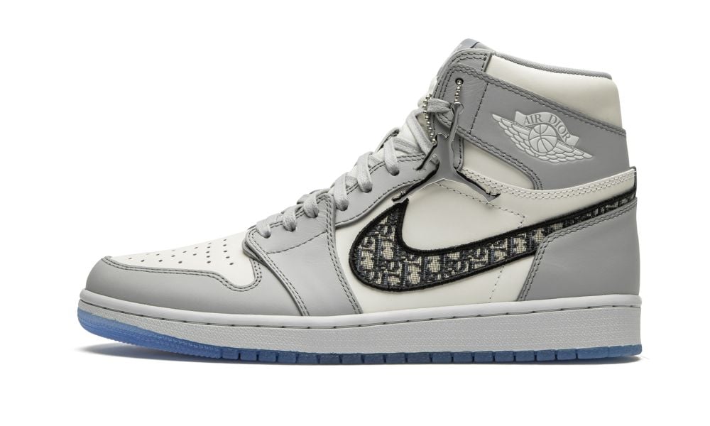 AIR JORDAN 1 HIGH
"Dior"