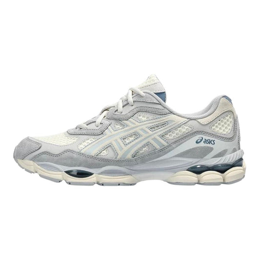 ASICS Gel-Kayano 14* in *light gray/white with blue