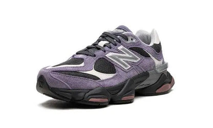 NEW BALANCE
9060
"Violet Noir