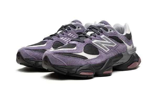 NEW BALANCE
9060
"Violet Noir