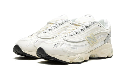 New Balance 1000
"Aime Leon Dore - White"