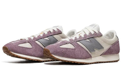 New Balance 471 - Linen/Ice Wine