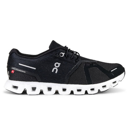 On Cloud 6 Black | White
