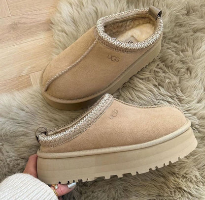 UGG Tazz "Sand"