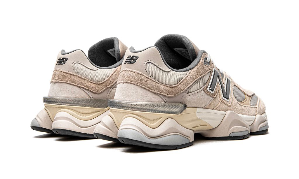 NEW BALANCE
9060
"SEA SALT SURF"